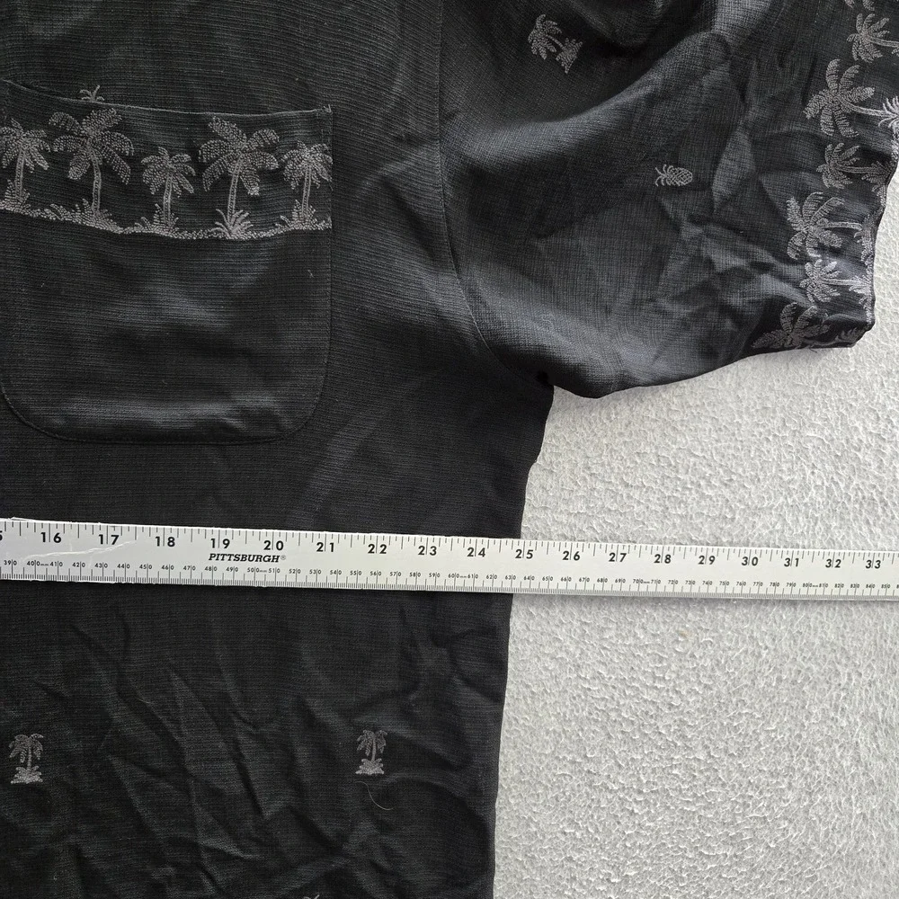 Tommy Bahama Men Button Up Shirt XL Black Silk Embroidered Floral Hawaiian READ
